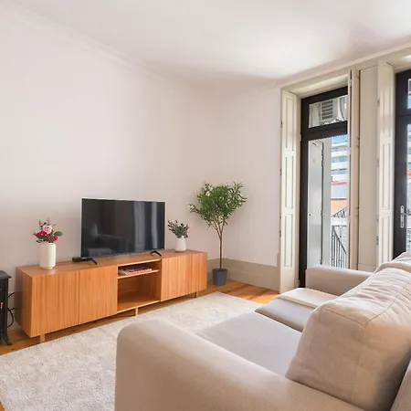 Apartamento Modern Flat With Terrace & Garage By Hostwise