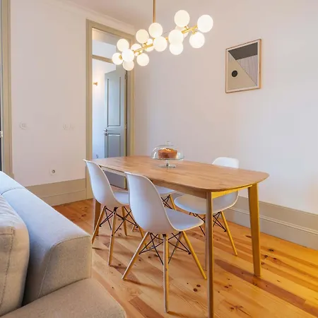 Апартаменты Modern Flat With Terrace & Garage By Hostwise *