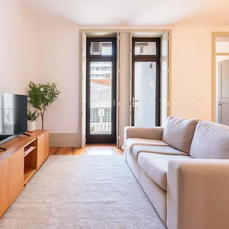Modern Flat With Terrace & Garage By Hostwise * Порту