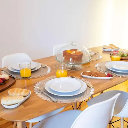 Modern Flat With Terrace & Garage By Hostwise * Oporto